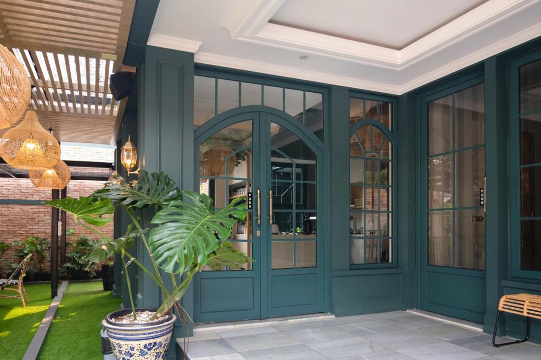 Casa Living Senopati Hotel Jakarta Luaran gambar
