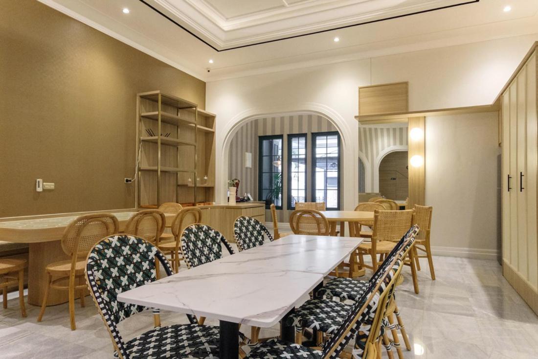 Casa Living Senopati Hotel Jakarta Luaran gambar