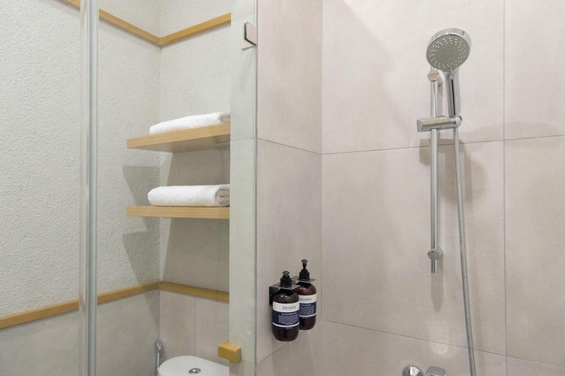 Casa Living Senopati Hotel Jakarta Luaran gambar