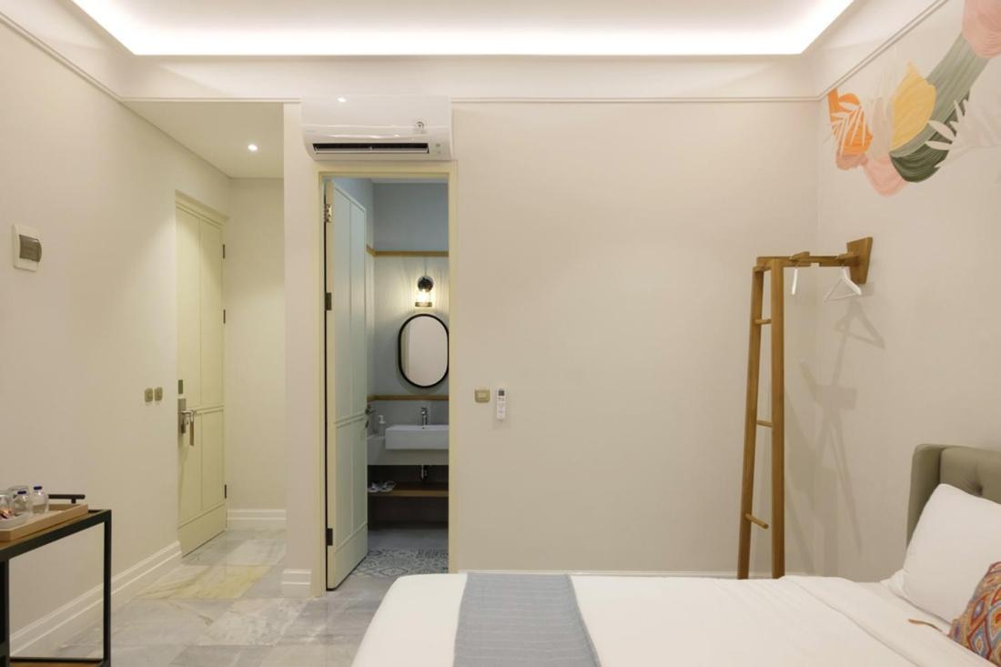 Casa Living Senopati Hotel Jakarta Luaran gambar